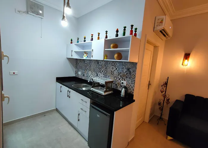 Blue Moon Apartment *